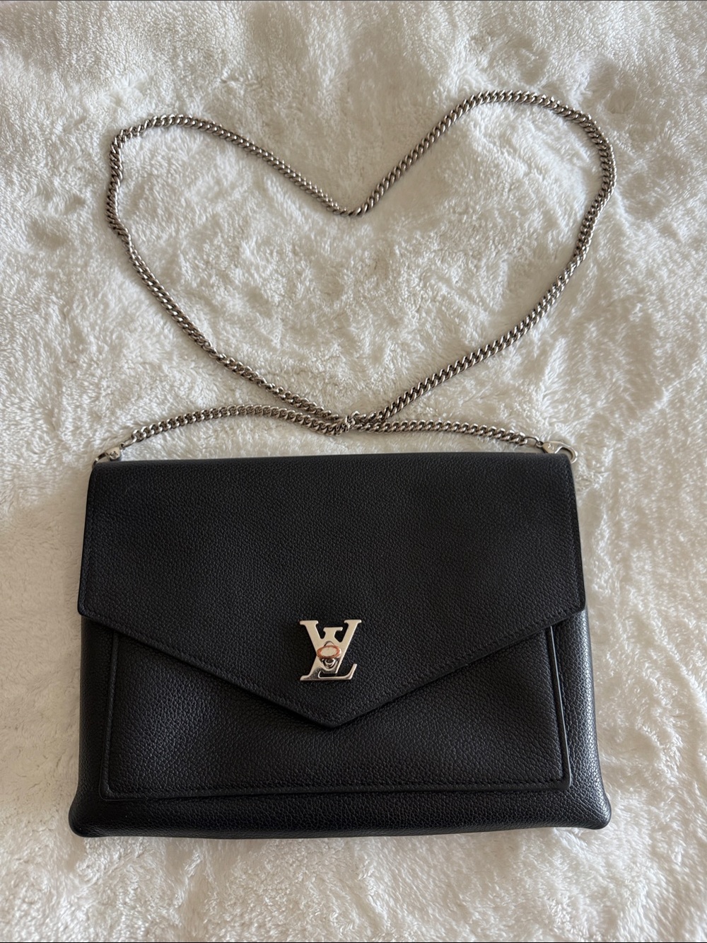 Louis Vuitton Mylockme Noir
